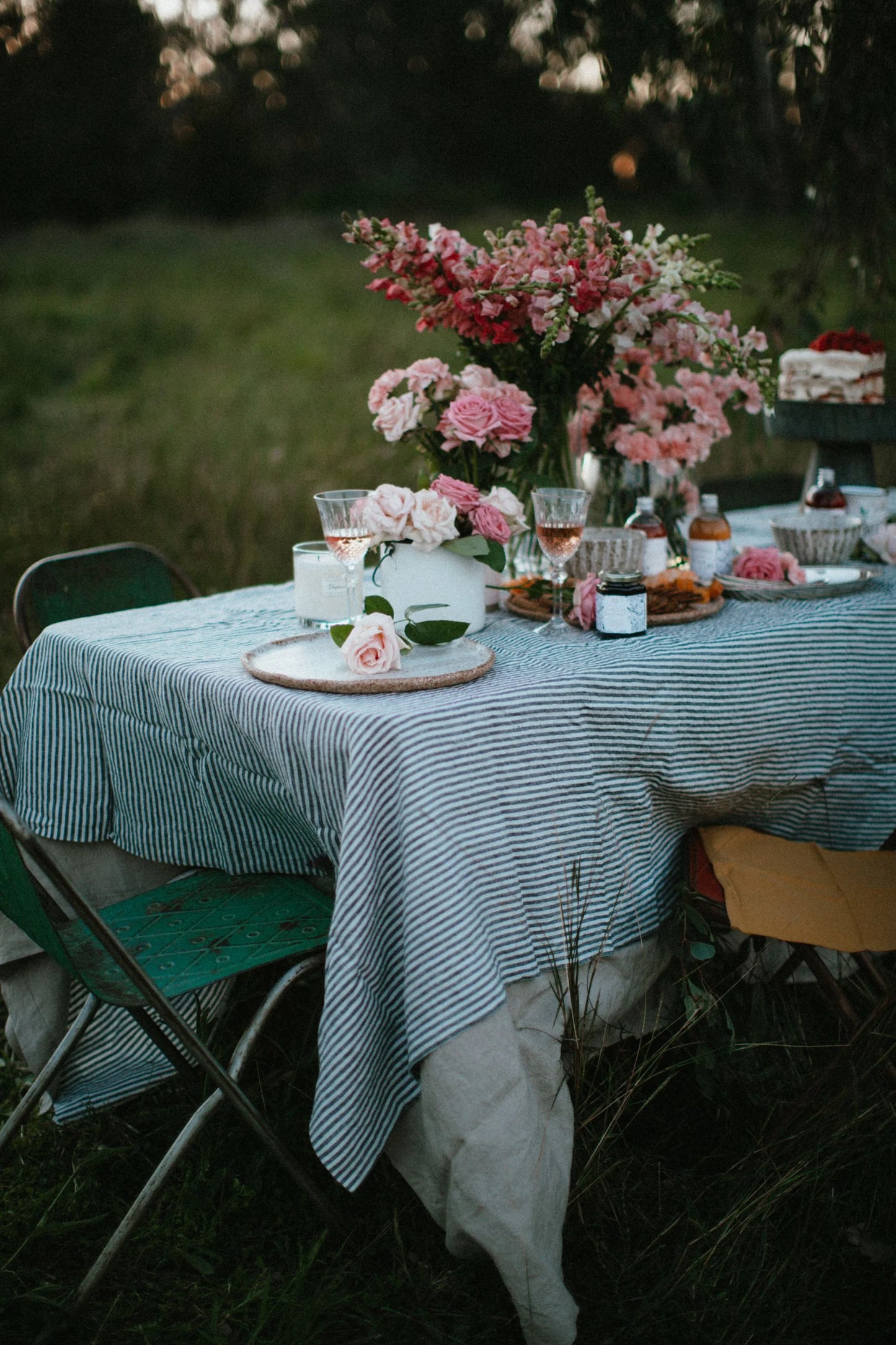 Long Lunch Linen - Salt & Pepper Linen Tablecloth