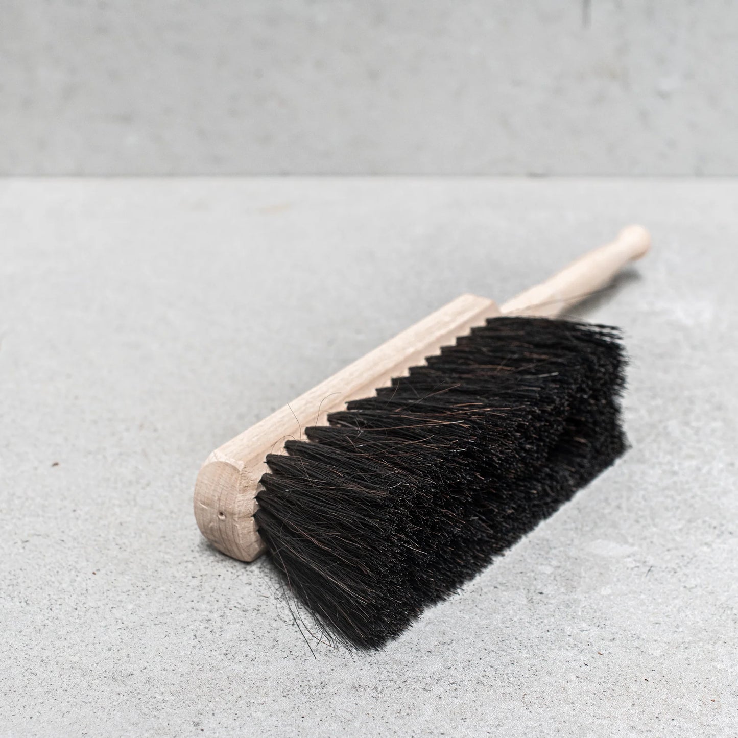 Dustpan brush