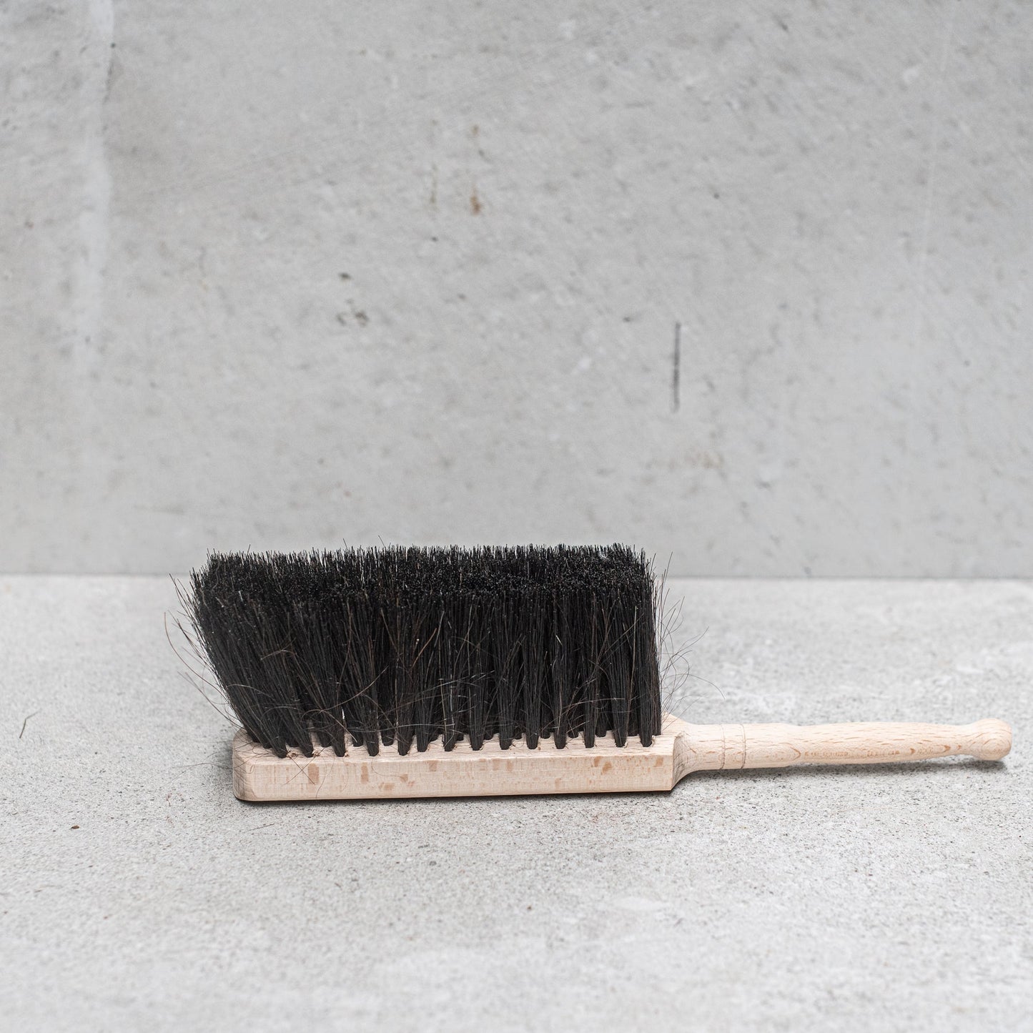 Dustpan brush