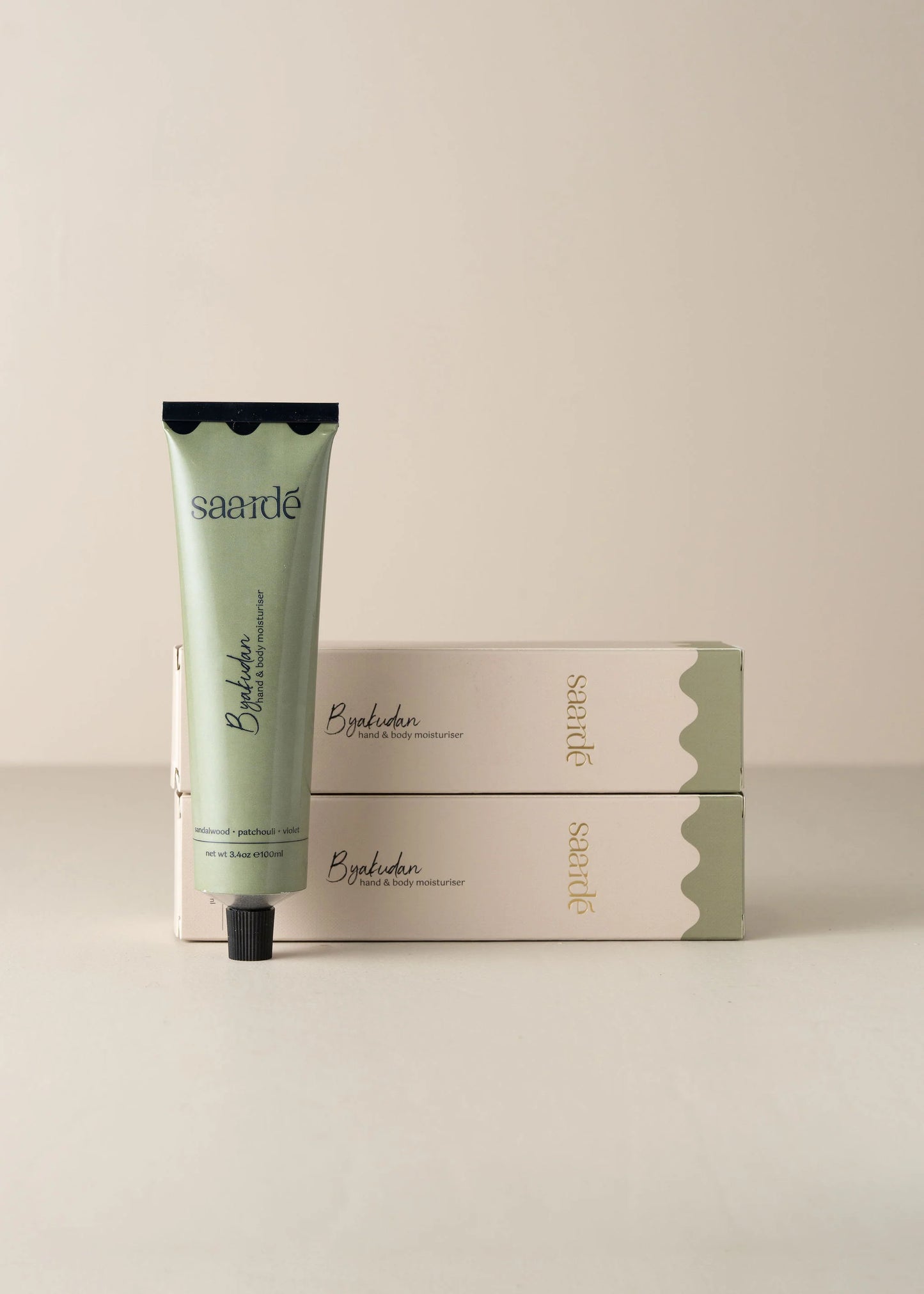 Saarde Hand & Body Moisturiser / Byakudan