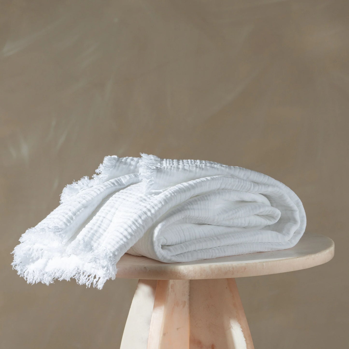 Enes throw- white