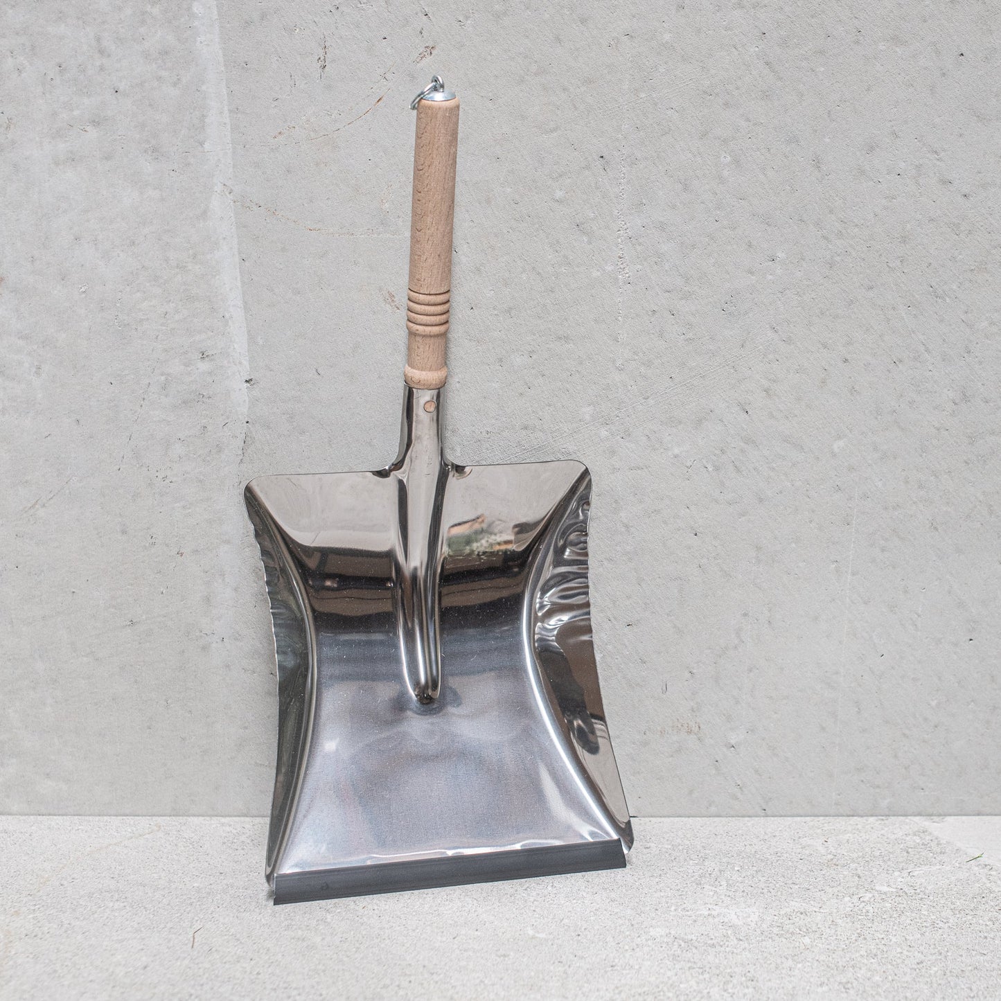 Dustpan