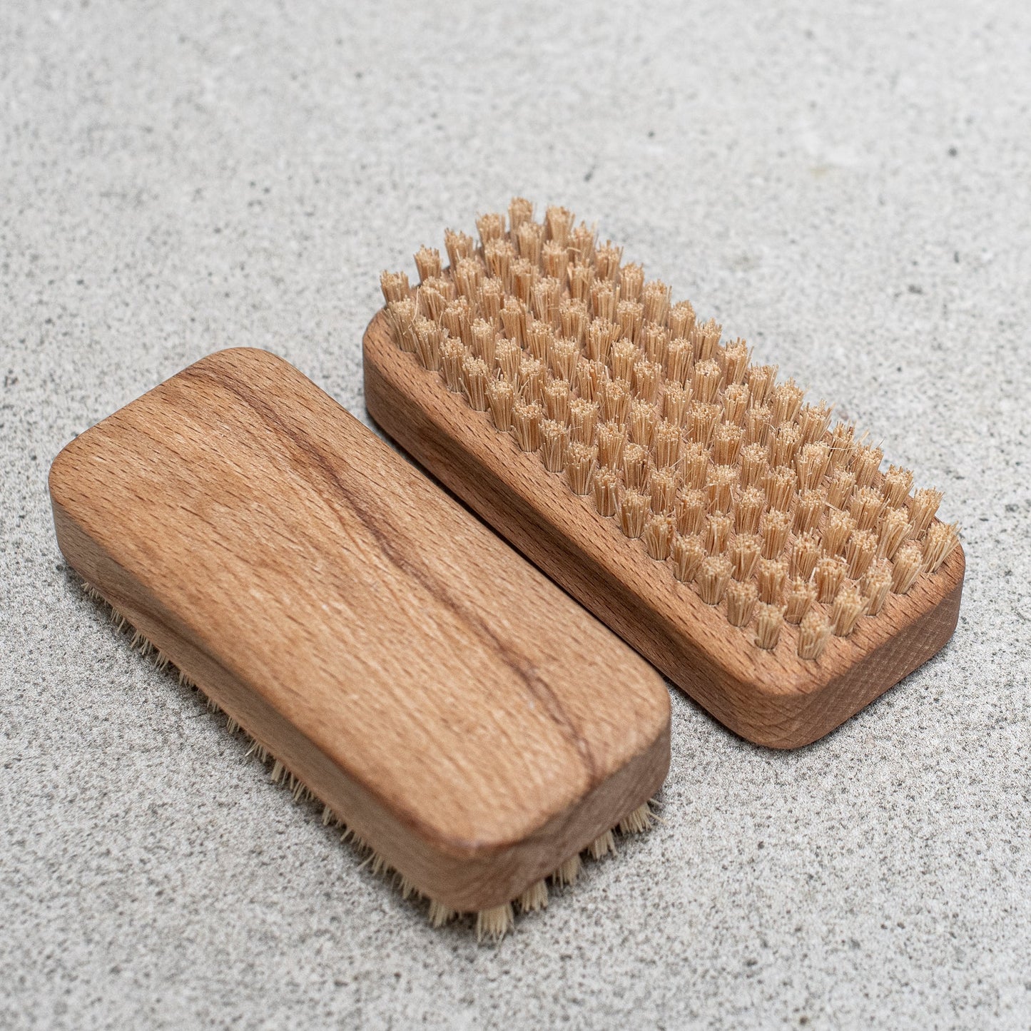 Vegan nail brush