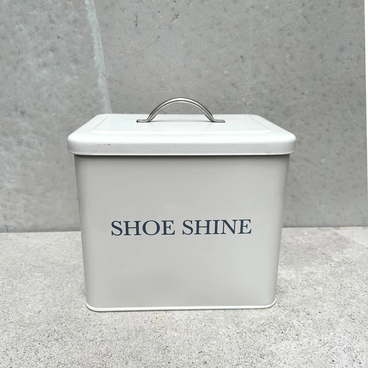 Shoe shine box