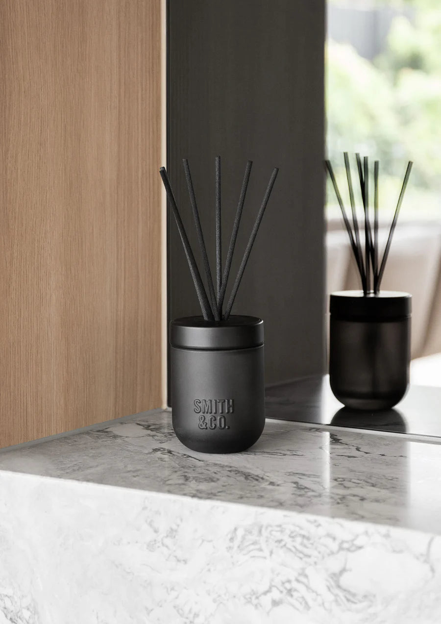 Smith & Co - Tabac & Cedar Wood Diffuser