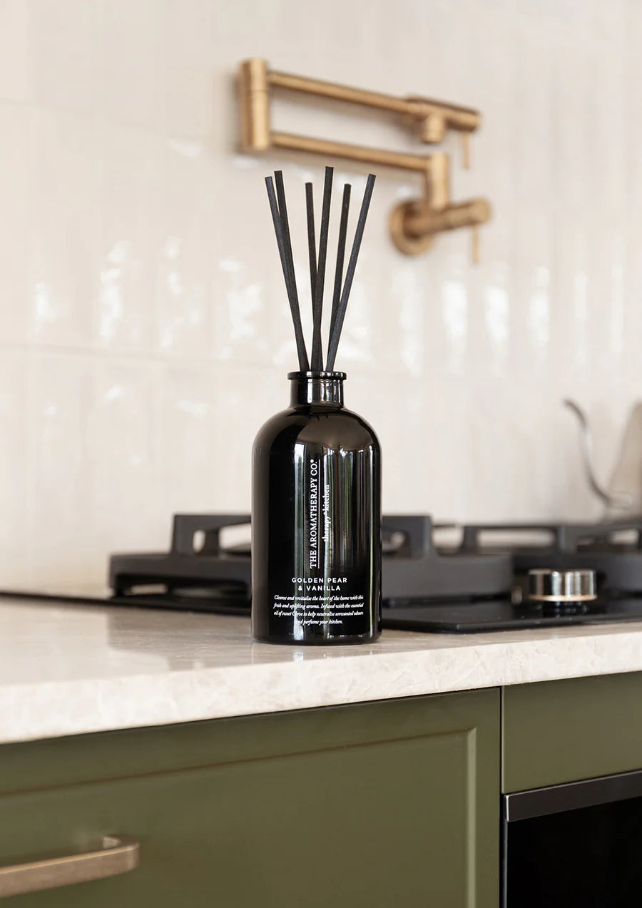 The Aromatherapy Co - Kitchen Diffuser - Golden Pear & Vanilla