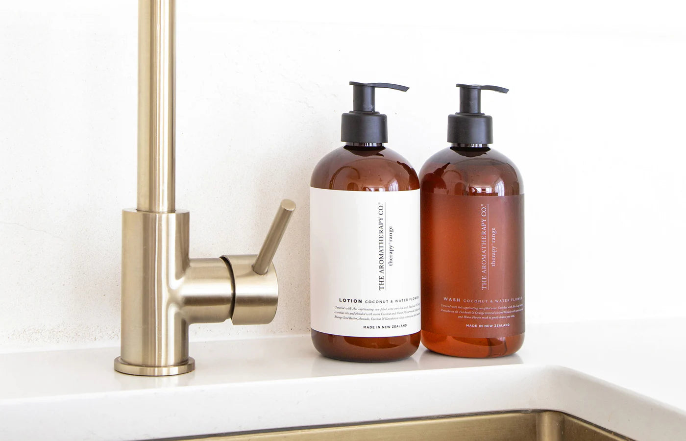 The Aromatherapy Co - Hand & Body Lotion - Coconut & Water Flower