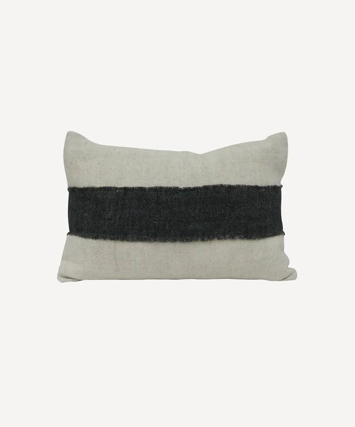 Fray stripe cushion