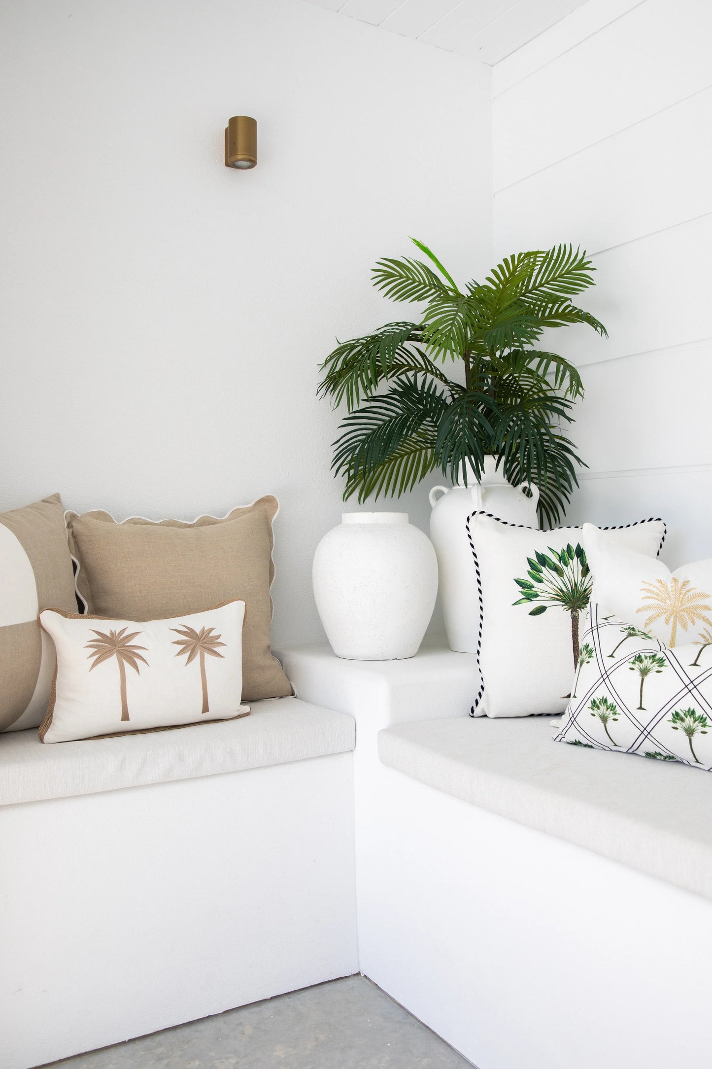 Linen Scallop Cushion - Sand