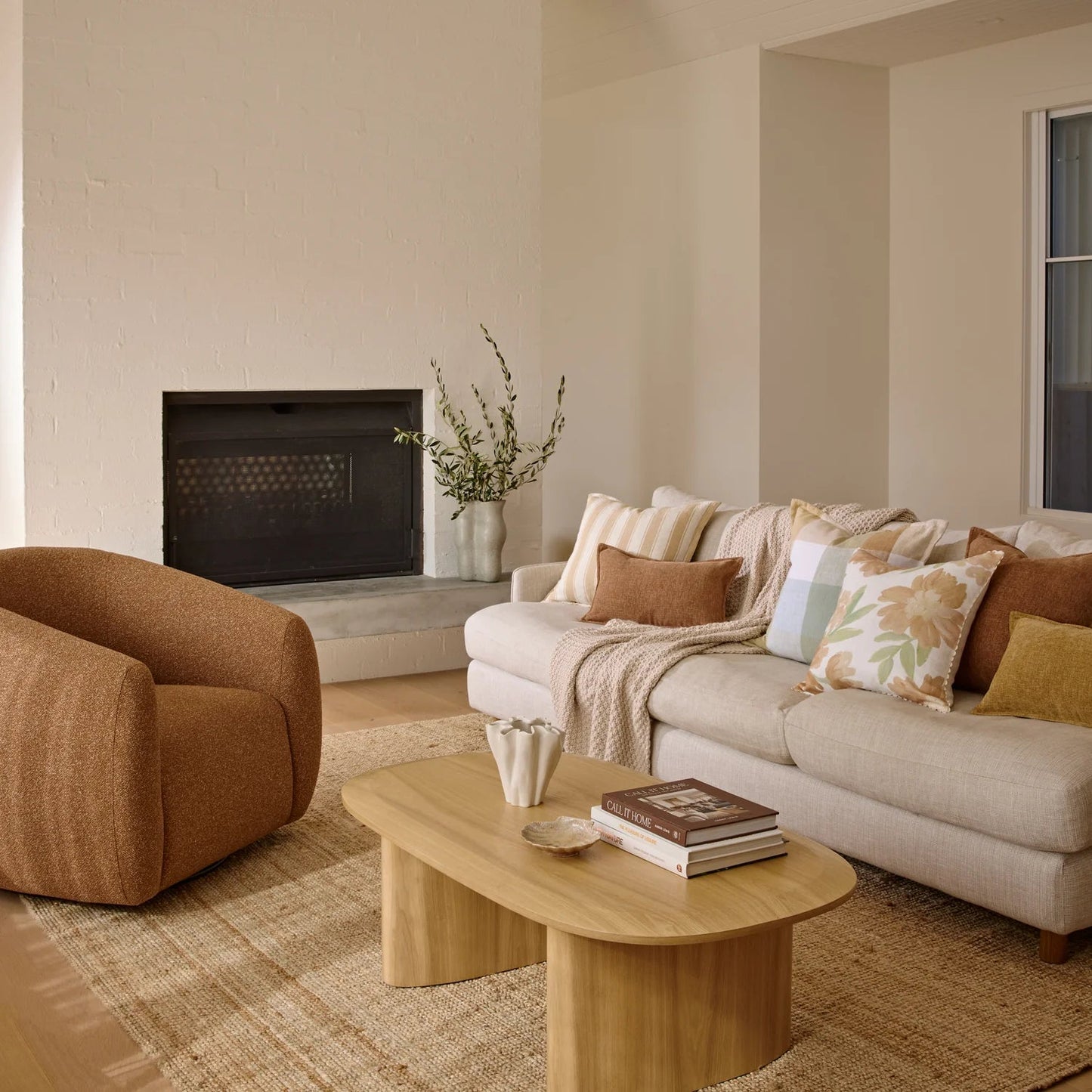 Scallop Glazed Dish | Sand