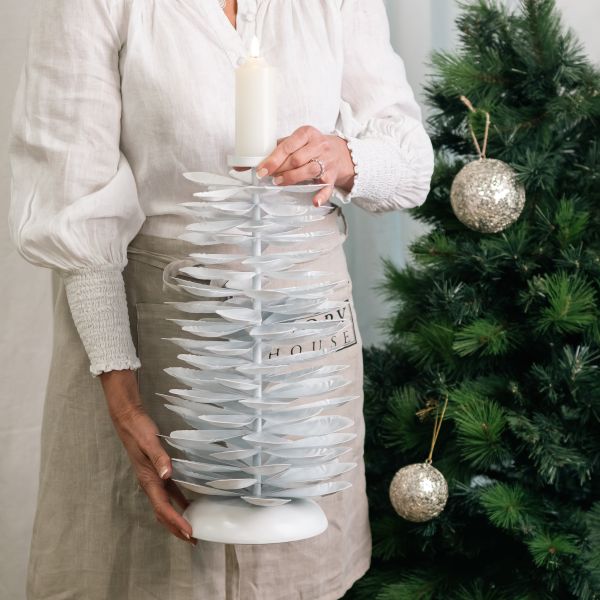 Lune Pinecone Stand - WHITE - Large