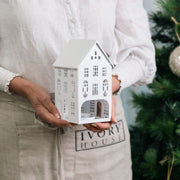 Lune House - White