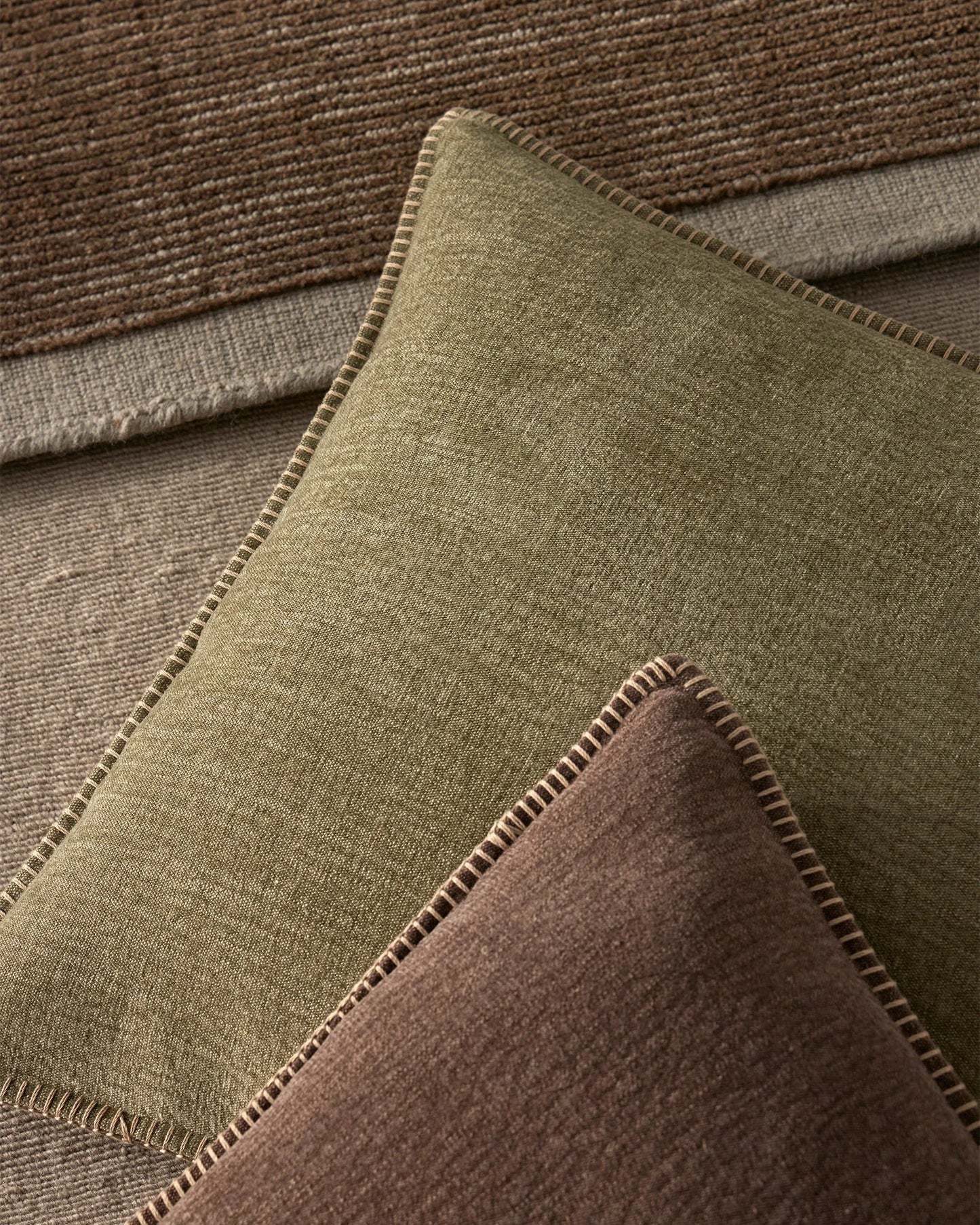 Alba Cushion- Moss