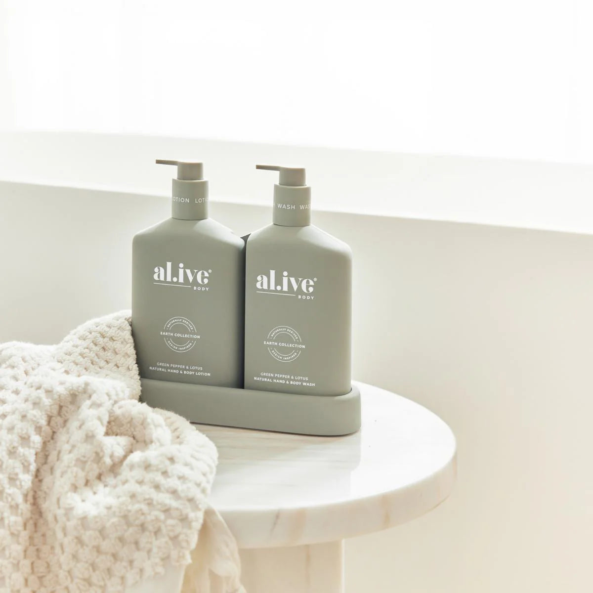 Wash & Lotion Duo + Tray / Green Pepper & Lotus
