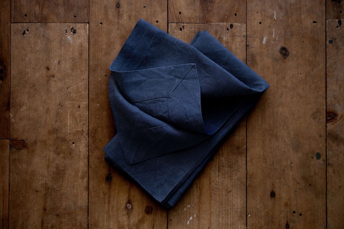 Long Lunch Linen - Truffle Navy Linen Napkins