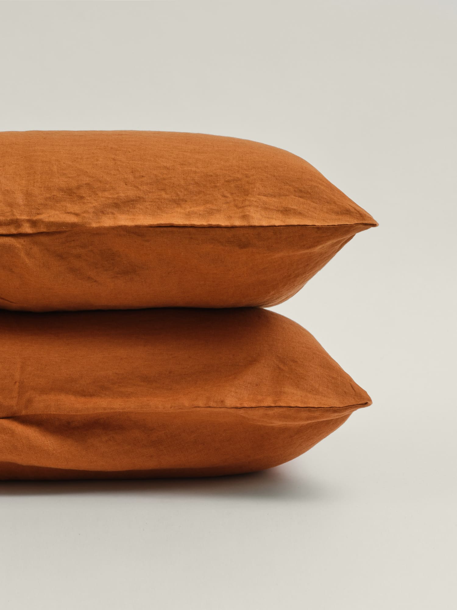 Standard Linen Pillowcases - Carlotta & Gee