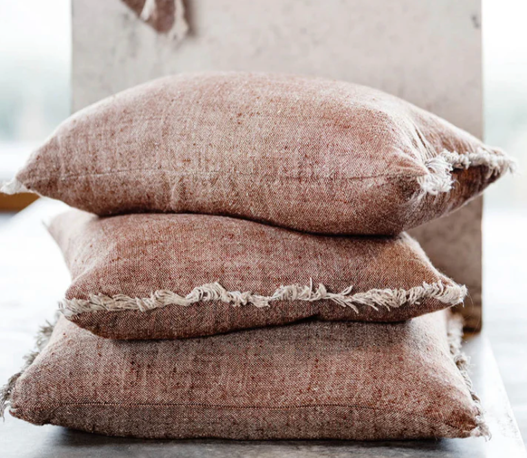 Tabako linen cushion