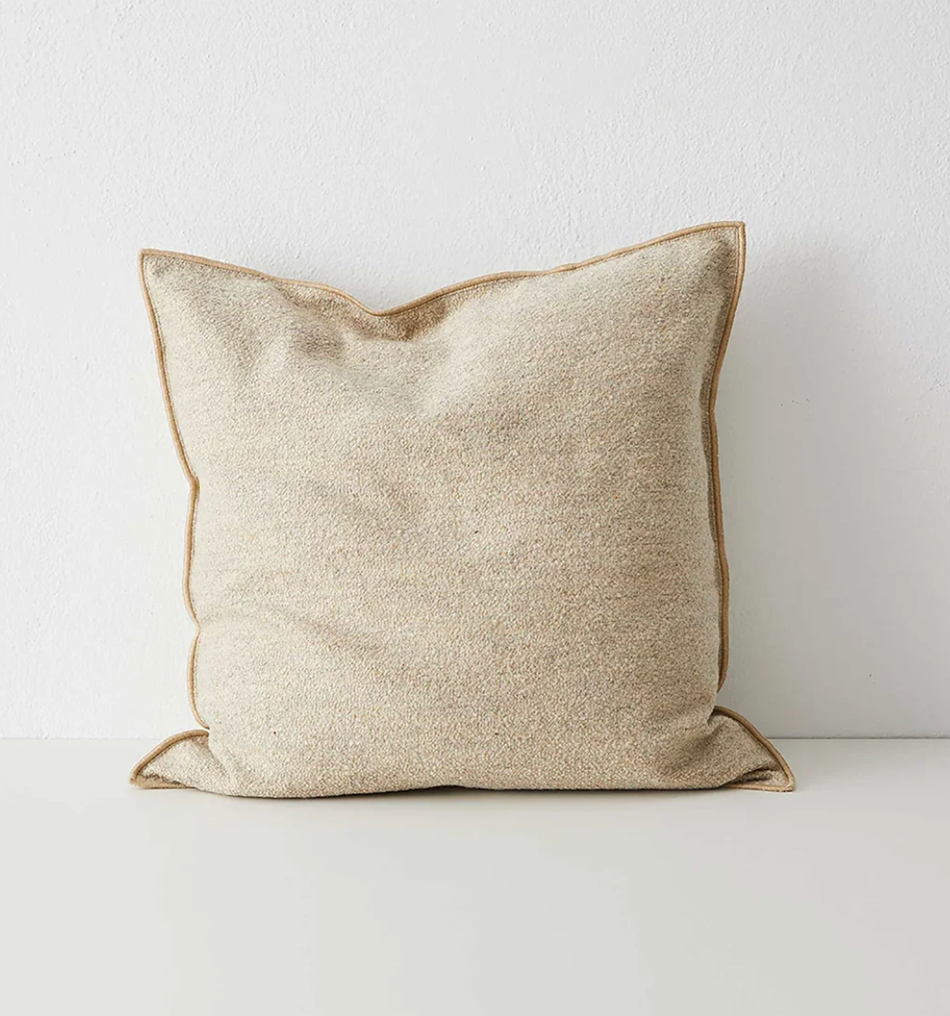 Alberto Nougat Cushion