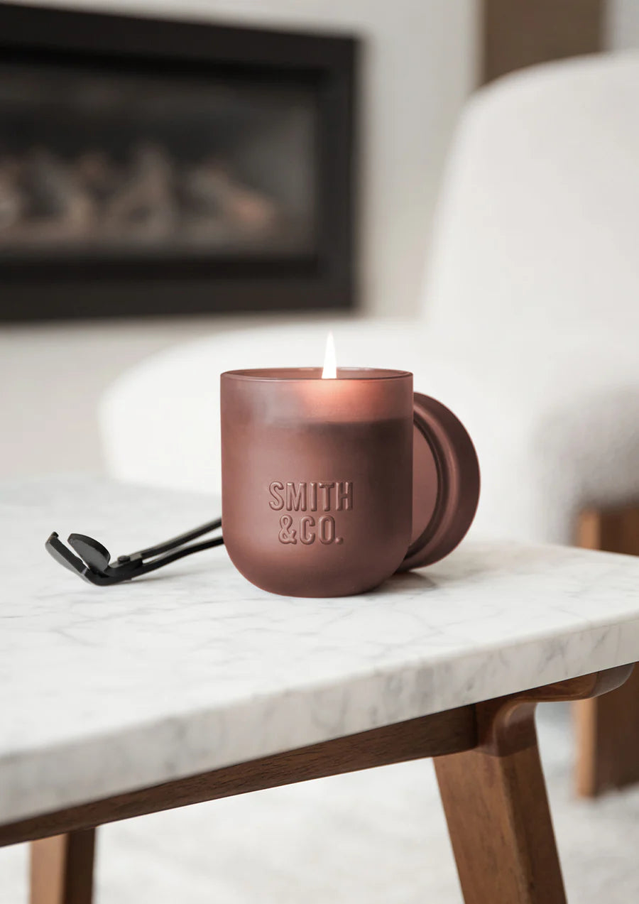 Smith & Co - Black Oud & Saffron Candle