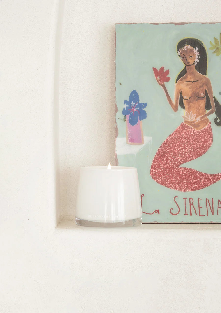 Unwind Coconut & Water Flower