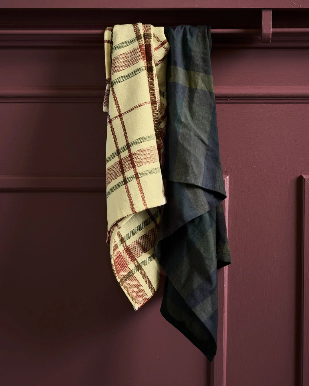 Set of 2 Tea Towels / Beth