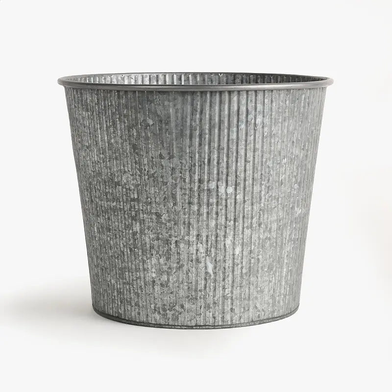Garnier RIBBED TIN PLANTER