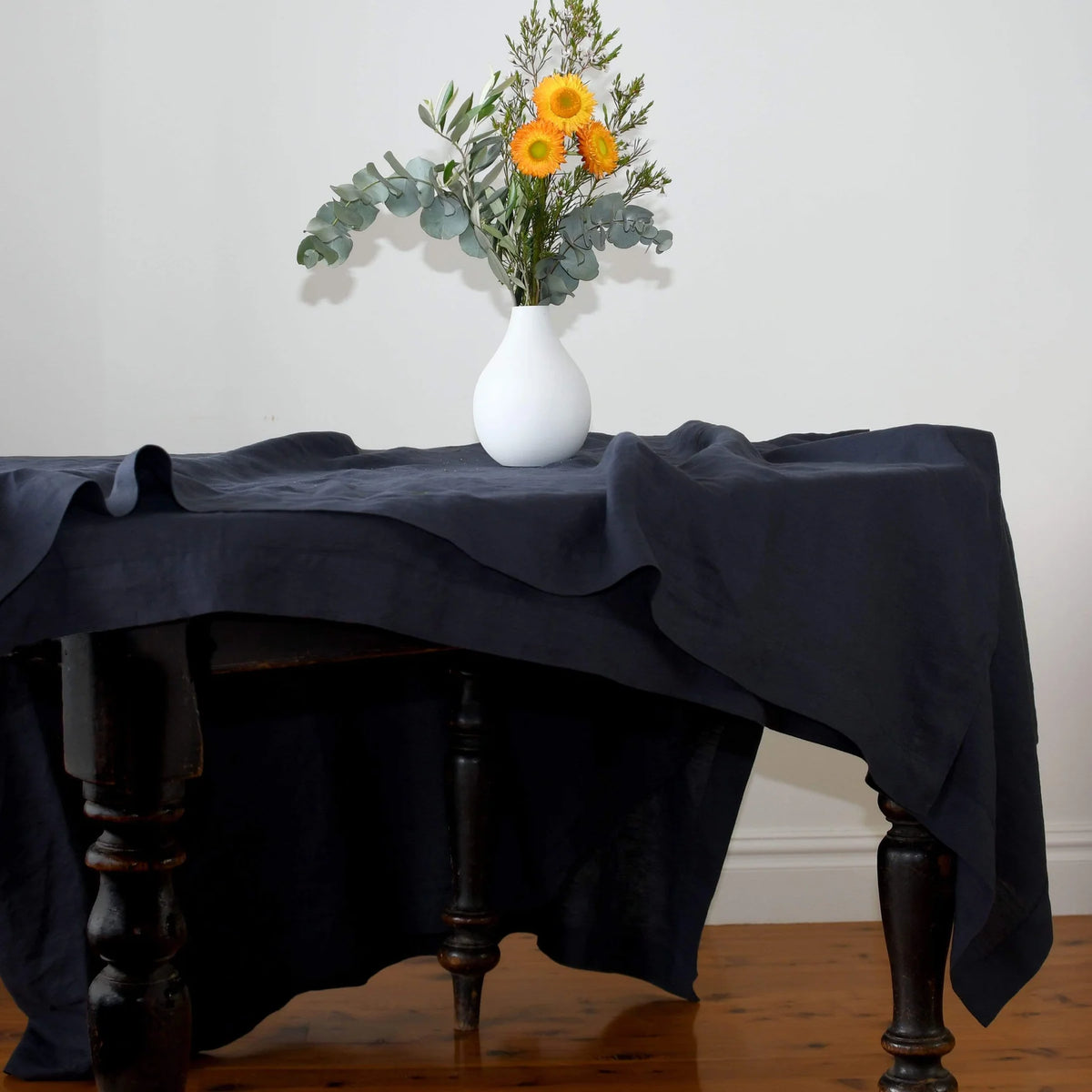 Long Lunch Linen - Navy Linen Tablecloth