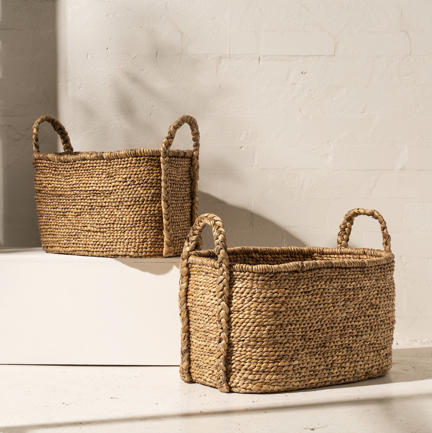 WATER HYACINTH OVAL BASKETS W PLAITED HANDLES